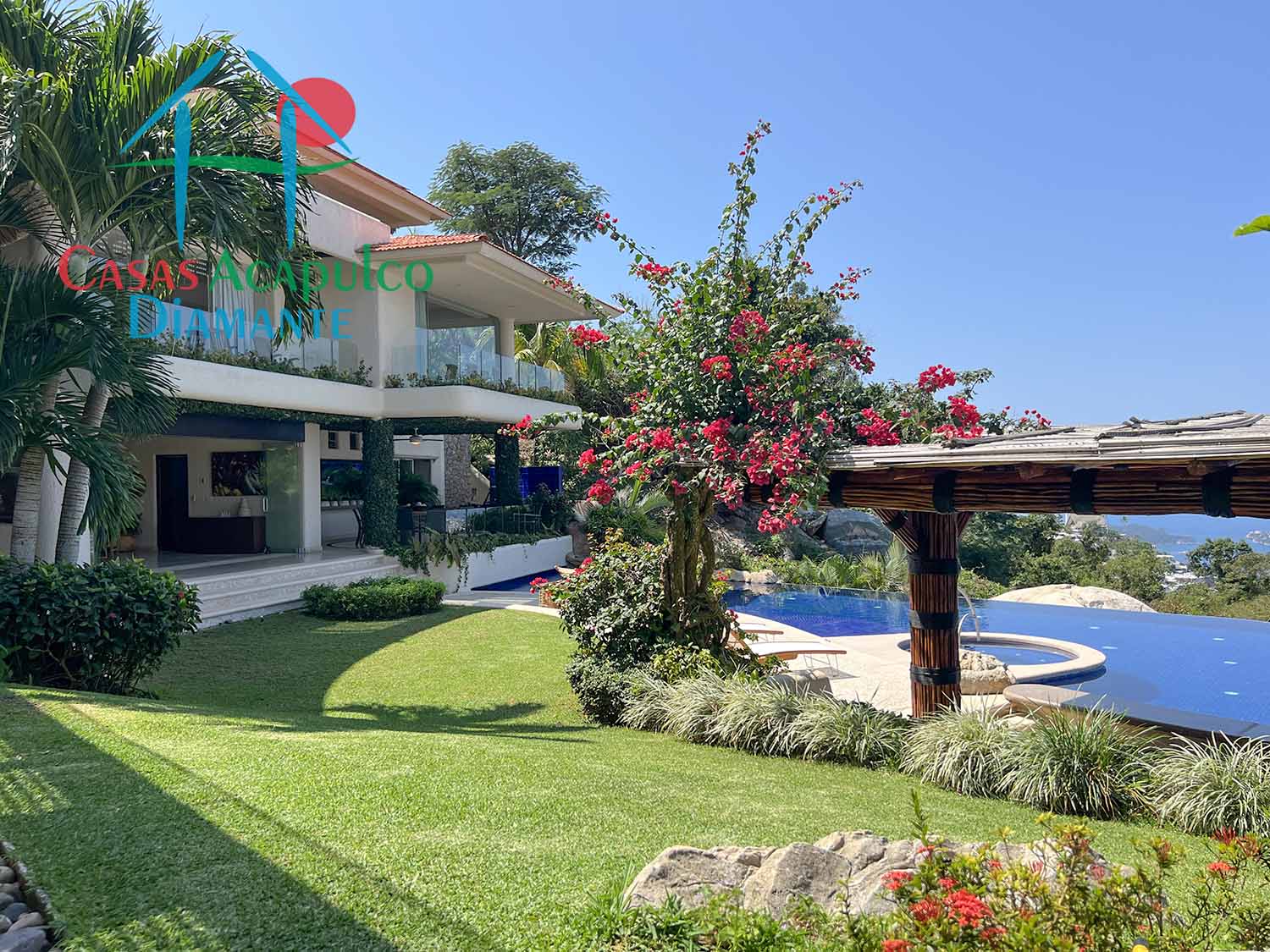 Villa Las Nubes con lote 23 - Alberca 3 Villa Las Nubes con lote 23 - Alberca 3